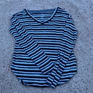 American Eagle size XS long sleeve shirt